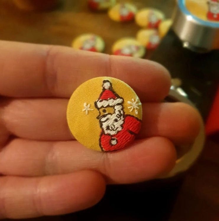 Santa embroidered fridge magnet