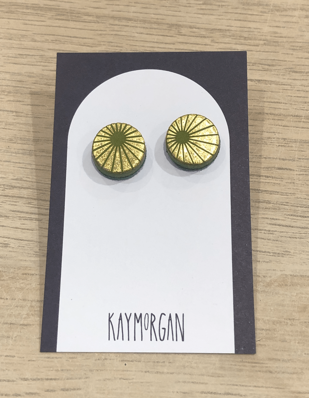 Medium Circle Stud Earrings - olive and gold star burst