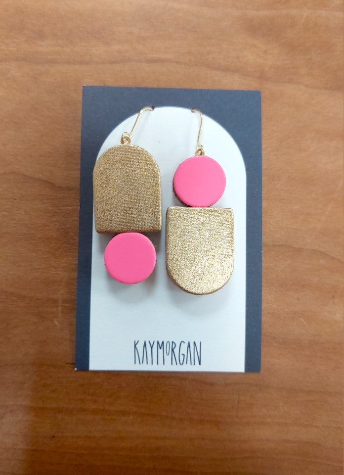 mini totem earrings gold & fluoro pink